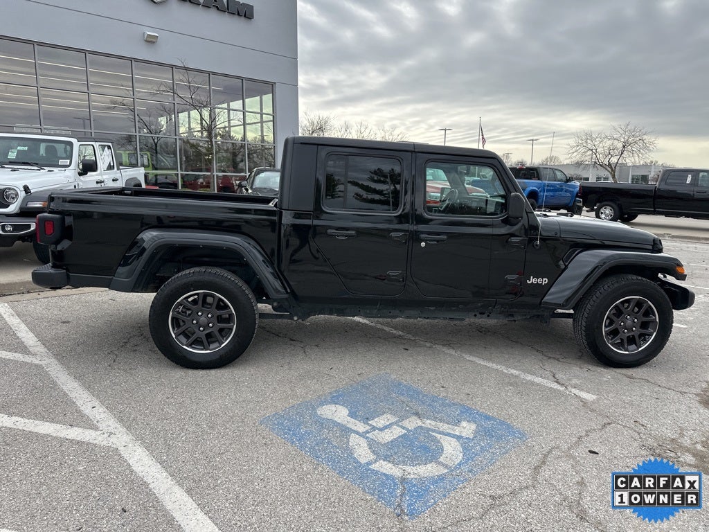 2023 Jeep Gladiator Overland