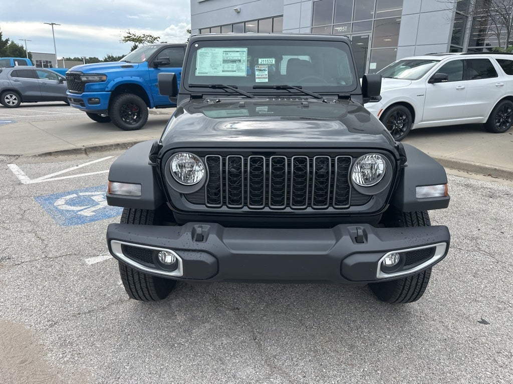 2025 Jeep Gladiator Sport