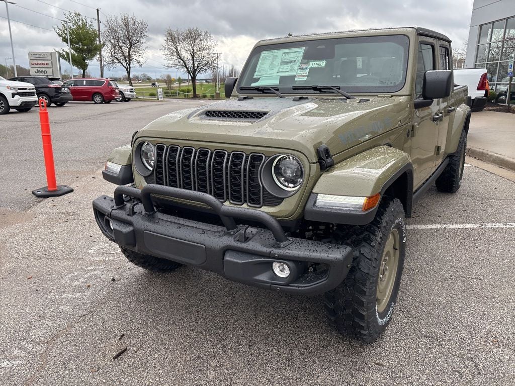 2026 Jeep Gladiator Convoy
