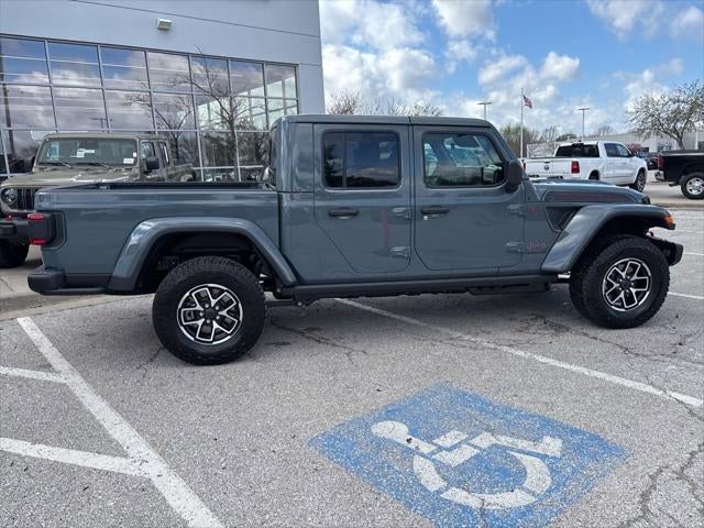 2026 Jeep Gladiator GLADIATOR SHADOW OPS 4X4