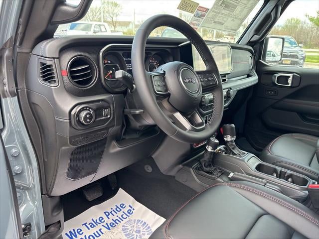2026 Jeep Gladiator GLADIATOR SHADOW OPS 4X4
