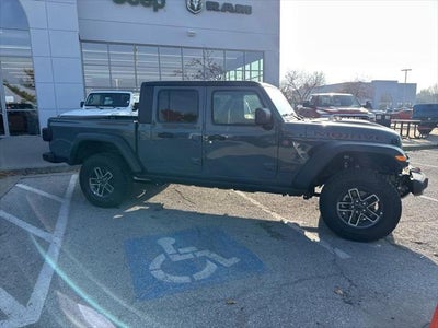 2026 Jeep Gladiator GLADIATOR MOJAVE 4X4