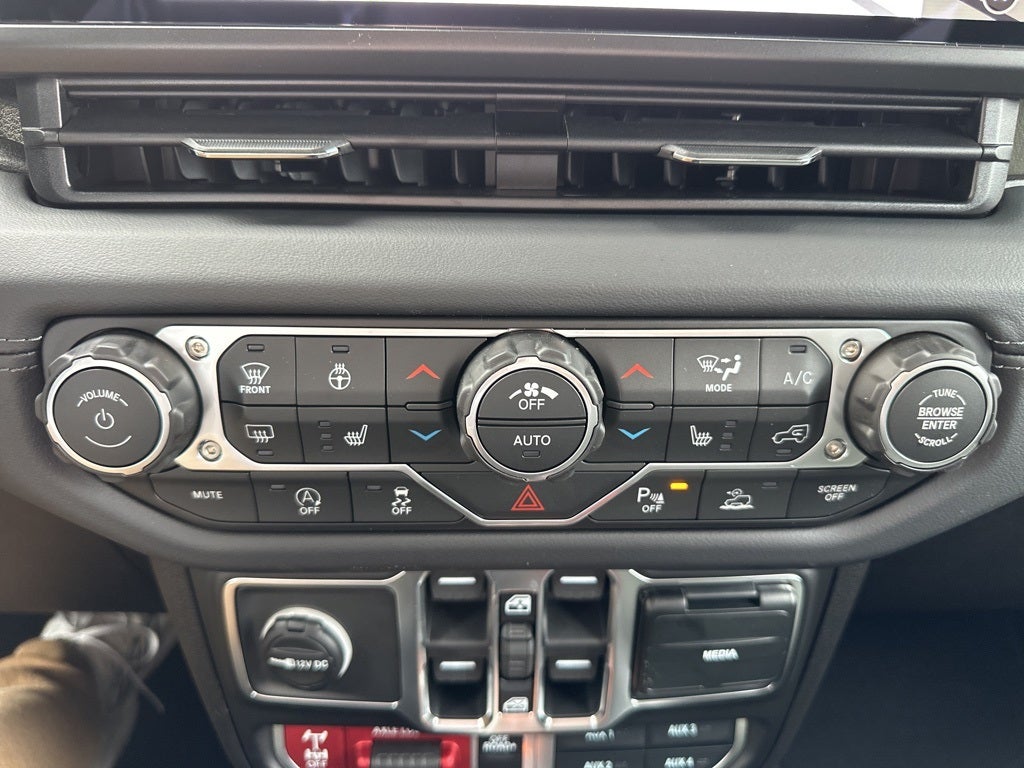 2026 Jeep Gladiator Mojave