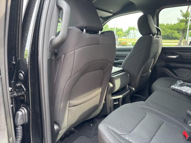 2026 RAM Ram 1500 RAM 1500 TRADESMAN QUAD CAB 4X4 6'4' BOX