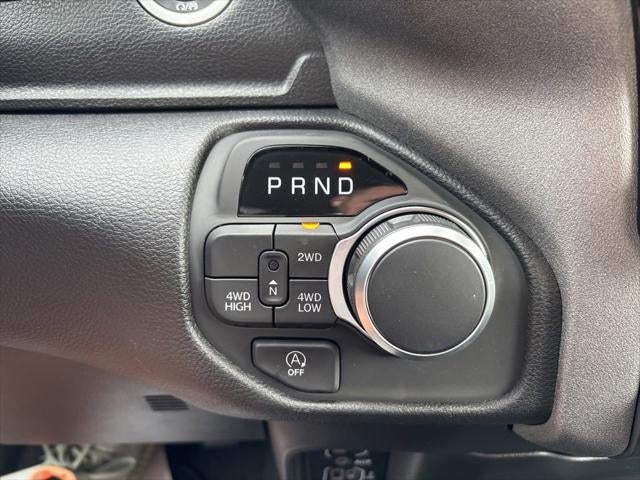2026 RAM Ram 1500 RAM 1500 TRADESMAN QUAD CAB 4X4 6'4' BOX