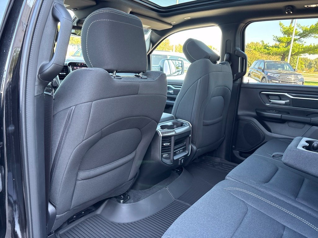 2027 RAM Ram 1500 RAM 1500 BIG HORN CREW CAB 4X4 5'7' BOX