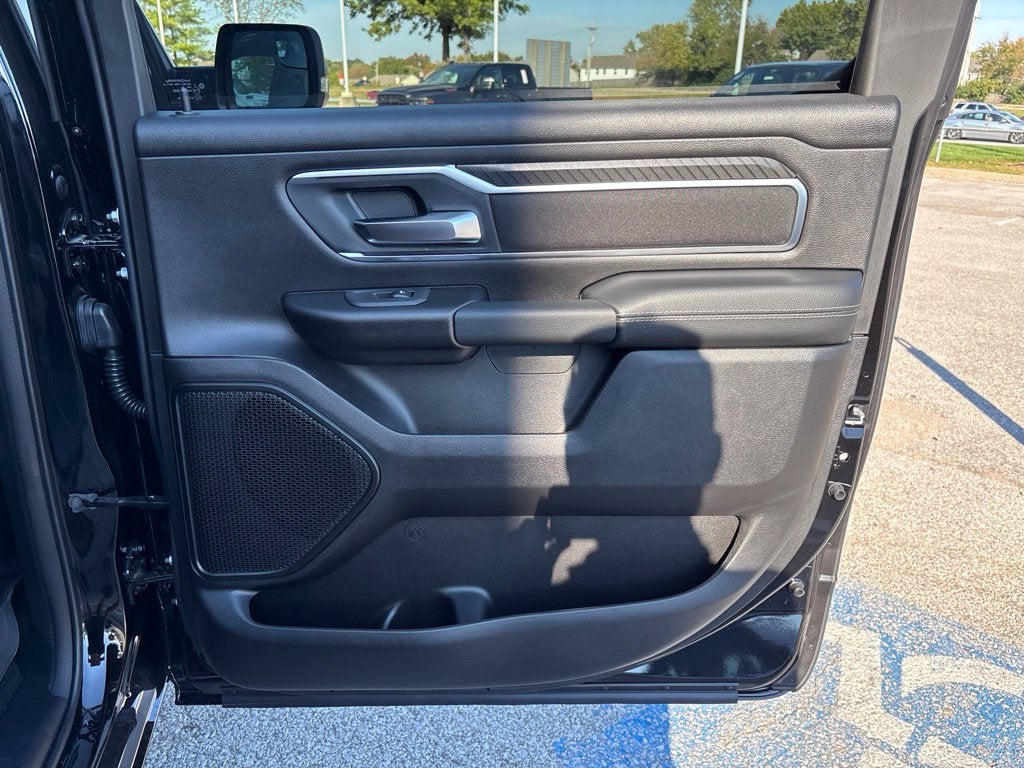 2027 RAM Ram 1500 RAM 1500 BIG HORN CREW CAB 4X4 5'7' BOX