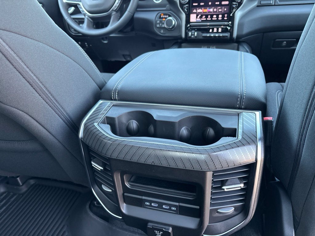 2027 RAM Ram 1500 RAM 1500 BIG HORN CREW CAB 4X4 5'7' BOX