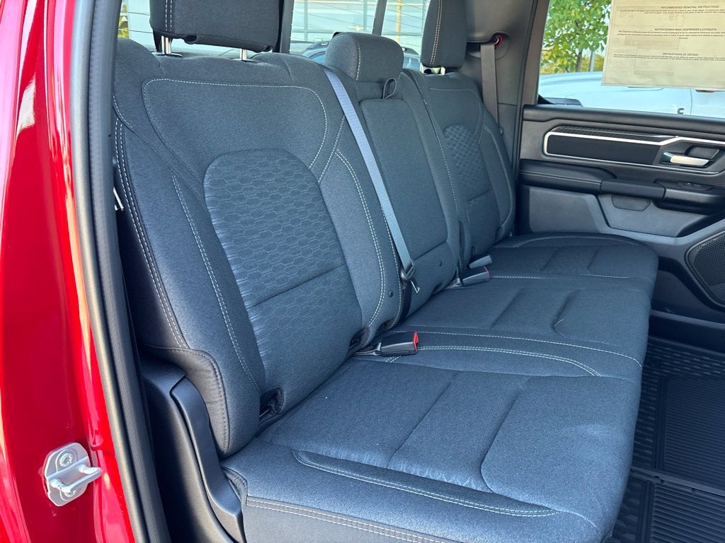 2027 RAM Ram 1500 RAM 1500 BIG HORN CREW CAB 4X4 5'7' BOX
