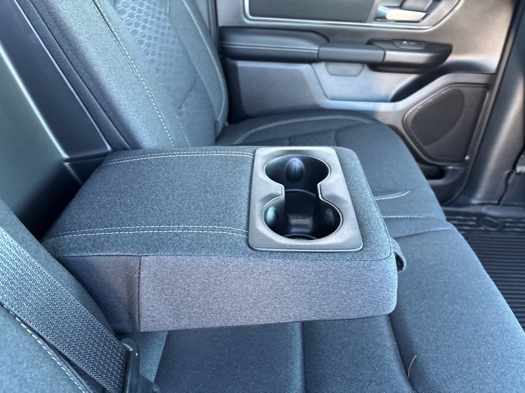2027 RAM Ram 1500 RAM 1500 BIG HORN CREW CAB 4X4 5'7' BOX