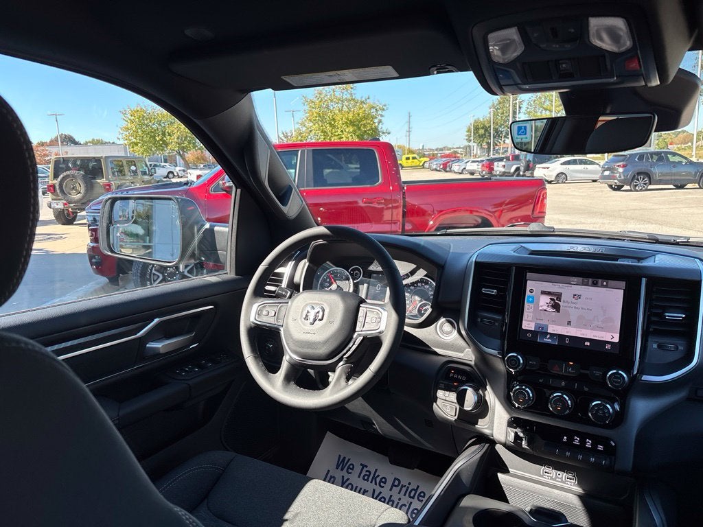 2027 RAM Ram 1500 RAM 1500 BIG HORN CREW CAB 4X4 5'7' BOX