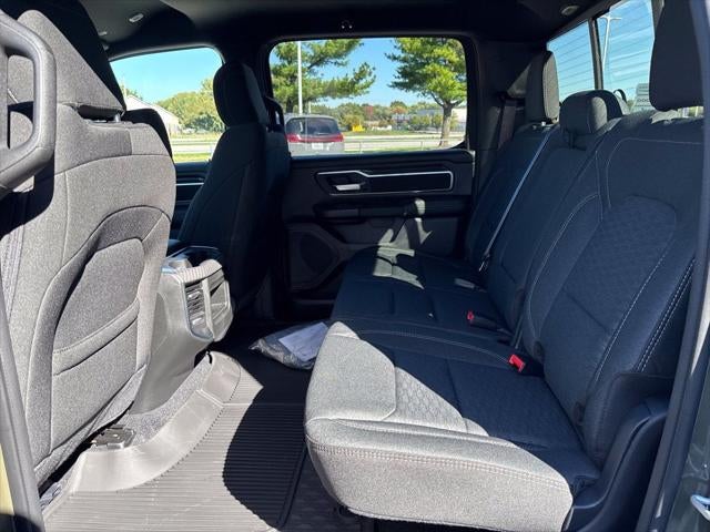 2027 RAM Ram 1500 RAM 1500 BIG HORN CREW CAB 4X4 5'7' BOX