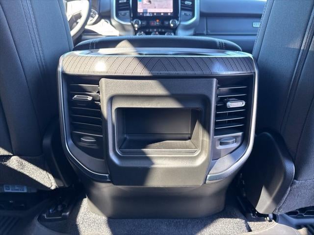 2027 RAM Ram 1500 RAM 1500 BIG HORN CREW CAB 4X4 5'7' BOX