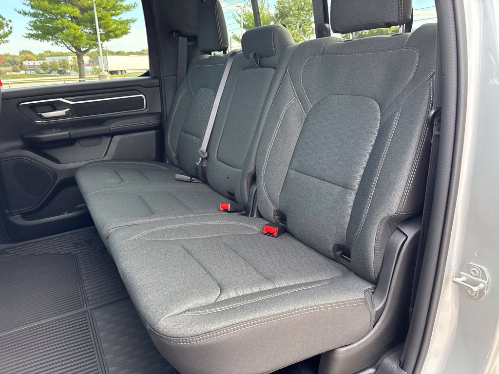 2027 RAM Ram 1500 RAM 1500 BIG HORN CREW CAB 4X4 5'7' BOX