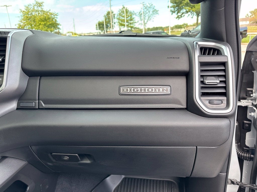 2027 RAM Ram 1500 RAM 1500 BIG HORN CREW CAB 4X4 5'7' BOX