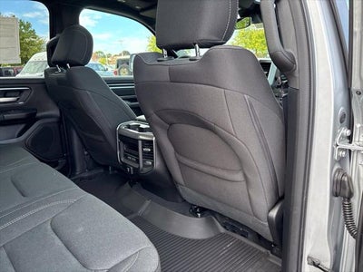 2027 RAM Ram 1500 RAM 1500 BIG HORN CREW CAB 4X4 5'7' BOX