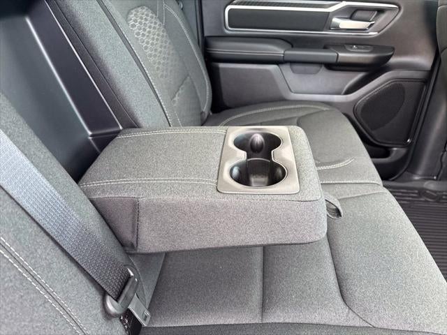 2027 RAM Ram 1500 RAM 1500 BIG HORN CREW CAB 4X4 5'7' BOX