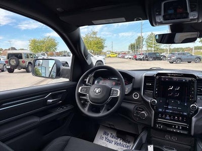 2027 RAM Ram 1500 RAM 1500 BIG HORN CREW CAB 4X4 5'7' BOX