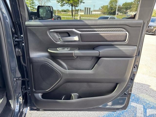 2027 RAM Ram 1500 RAM 1500 BIG HORN CREW CAB 4X4 5'7' BOX