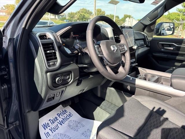2027 RAM Ram 1500 RAM 1500 BIG HORN CREW CAB 4X4 5'7' BOX