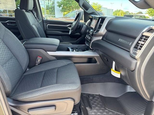 2027 RAM Ram 1500 RAM 1500 BIG HORN CREW CAB 4X4 5'7' BOX
