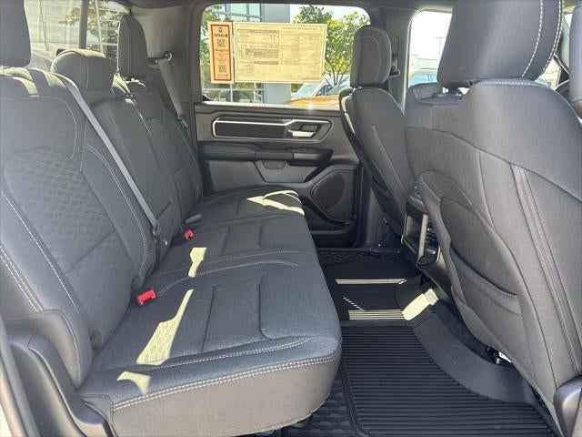 2027 RAM Ram 1500 RAM 1500 BIG HORN CREW CAB 4X4 5'7' BOX