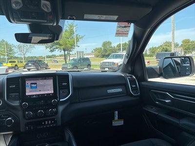 2027 RAM Ram 1500 RAM 1500 BIG HORN CREW CAB 4X4 5'7' BOX