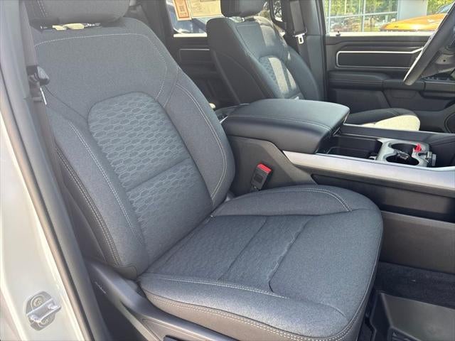 2027 RAM Ram 1500 RAM 1500 BIG HORN CREW CAB 4X4 5'7' BOX