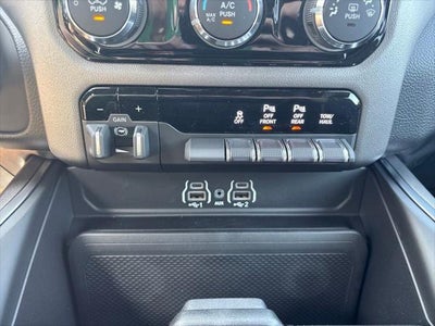 2027 RAM Ram 1500 RAM 1500 BIG HORN CREW CAB 4X4 5'7' BOX