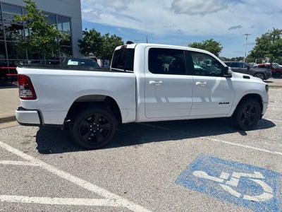 2020 RAM 1500 Big Horn Crew Cab 4x4 5'7' Box