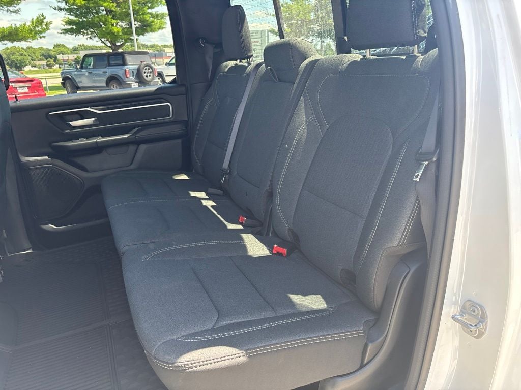 2020 RAM 1500 Big Horn Crew Cab 4x4 5'7' Box
