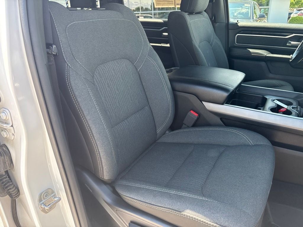 2020 RAM 1500 Big Horn Crew Cab 4x4 5'7' Box