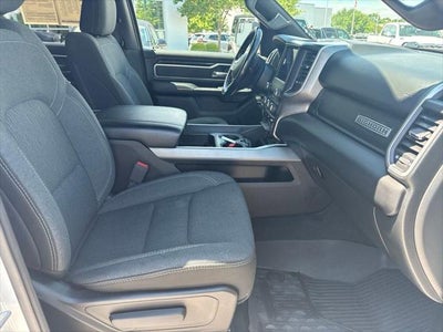 2020 RAM 1500 Big Horn Crew Cab 4x4 5'7' Box
