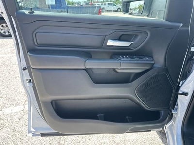 2026 RAM Ram 1500 RAM 1500 TRADESMAN CREW CAB 4X4 5'7' BOX