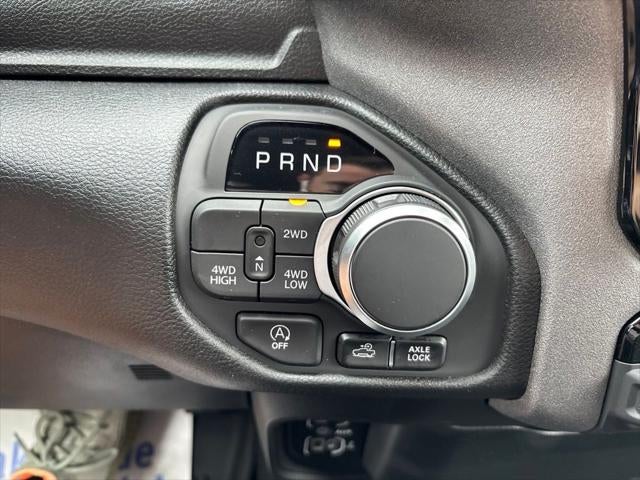 2026 RAM Ram 1500 RAM 1500 WARLOCK CREW CAB 4X4 5'7' BOX