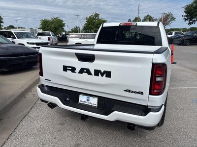 2026 RAM Ram 1500 RAM 1500 EXPRESS CREW CAB 4X4 5'7' BOX