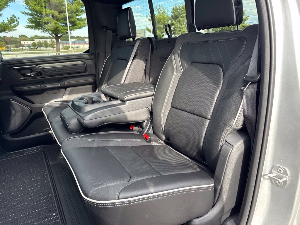 2027 RAM Ram 1500 RAM 1500 LIMITED CREW CAB 4X4 5'7' BOX