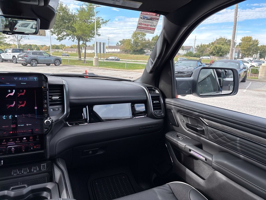 2027 RAM Ram 1500 RAM 1500 LIMITED CREW CAB 4X4 5'7' BOX
