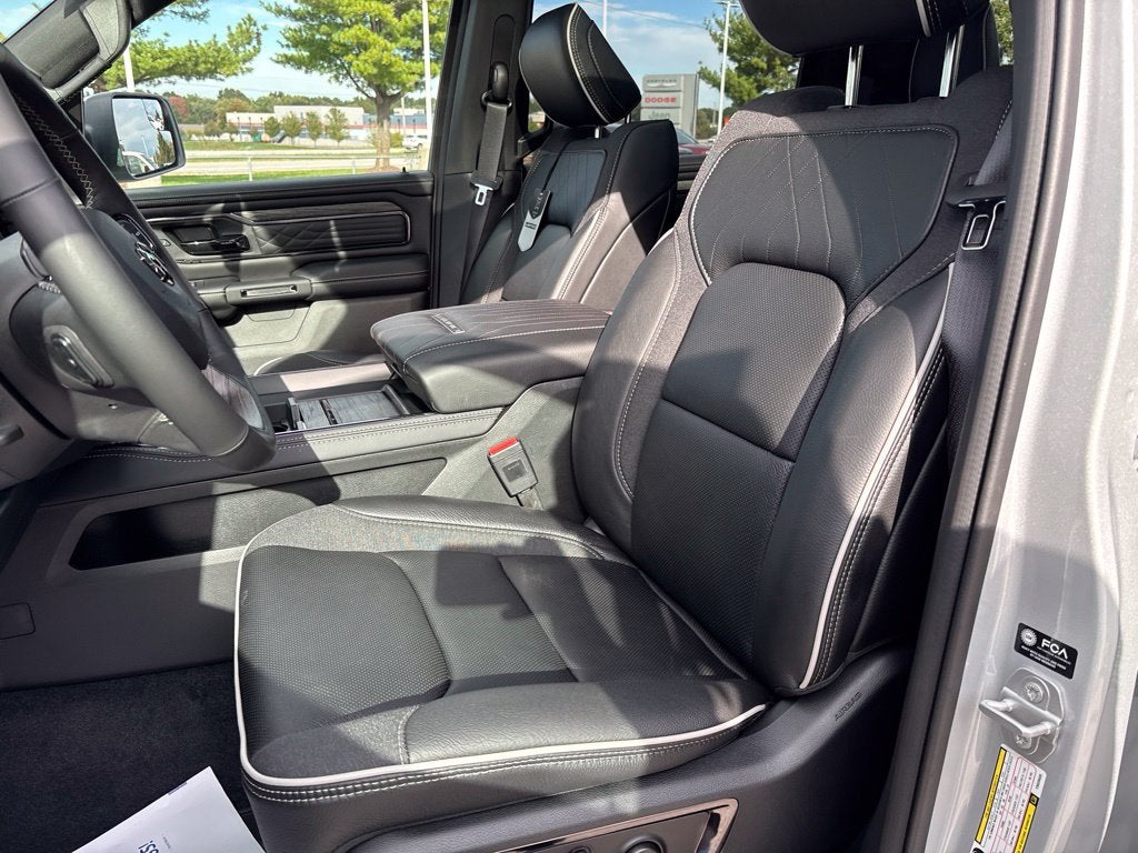 2027 RAM Ram 1500 RAM 1500 LIMITED CREW CAB 4X4 5'7' BOX