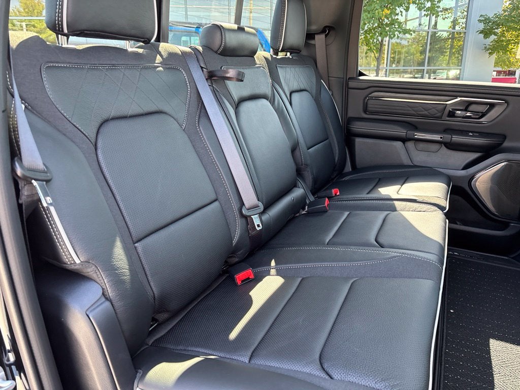 2027 RAM Ram 1500 RAM 1500 LIMITED CREW CAB 4X4 5'7' BOX