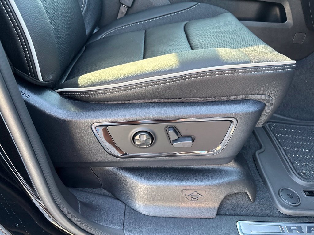 2027 RAM Ram 1500 RAM 1500 LIMITED CREW CAB 4X4 5'7' BOX