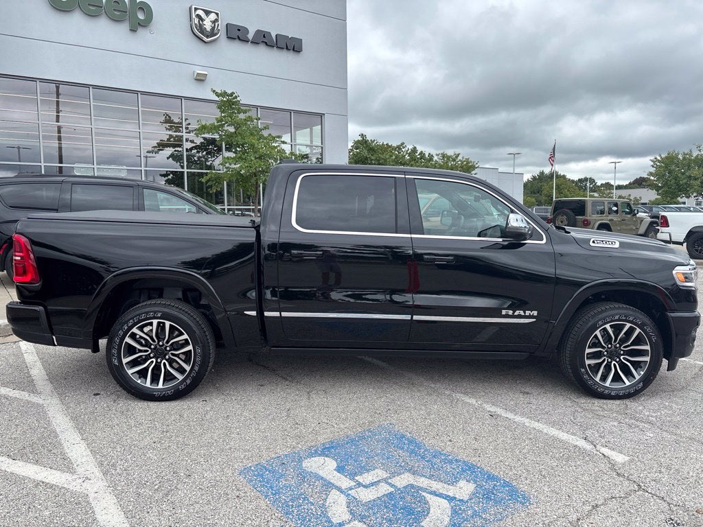 2027 RAM Ram 1500 RAM 1500 LIMITED CREW CAB 4X4 5'7' BOX