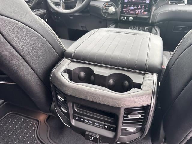 2027 RAM Ram 1500 RAM 1500 LIMITED CREW CAB 4X4 5'7' BOX