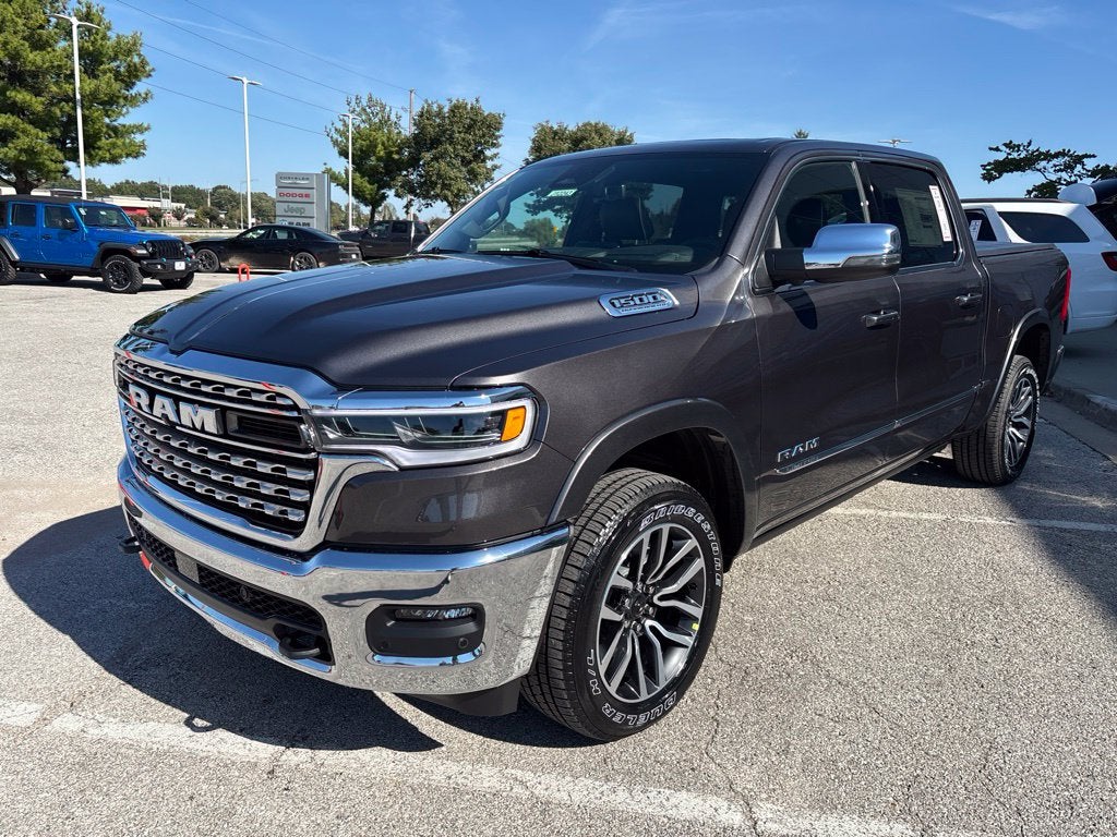 2027 RAM Ram 1500 RAM 1500 LIMITED CREW CAB 4X4 5'7' BOX