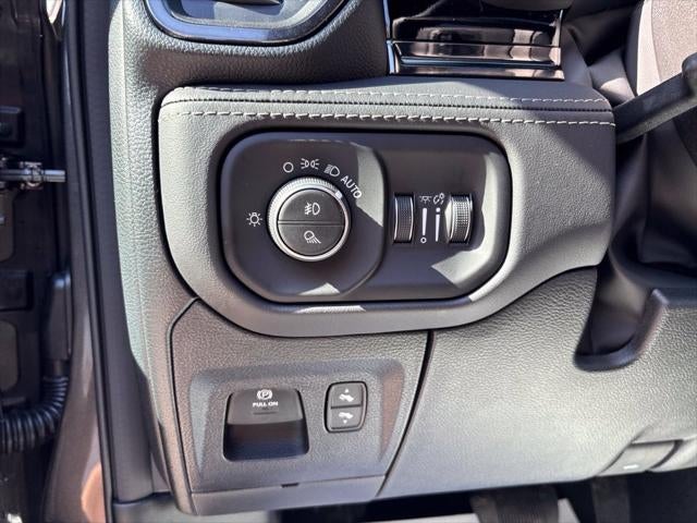2027 RAM Ram 1500 RAM 1500 LIMITED CREW CAB 4X4 5'7' BOX