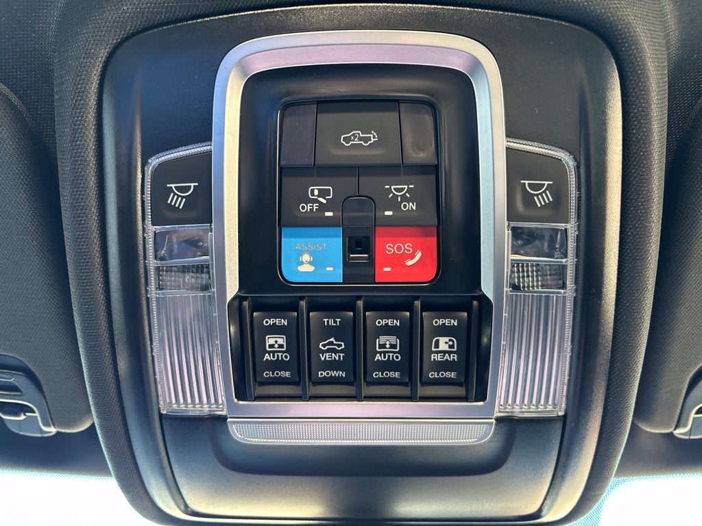 2027 RAM Ram 1500 RAM 1500 LIMITED CREW CAB 4X4 5'7' BOX