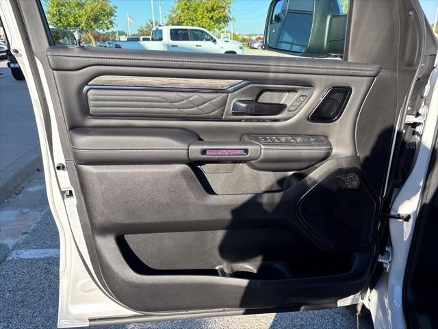 2027 RAM Ram 1500 RAM 1500 LIMITED CREW CAB 4X4 5'7' BOX
