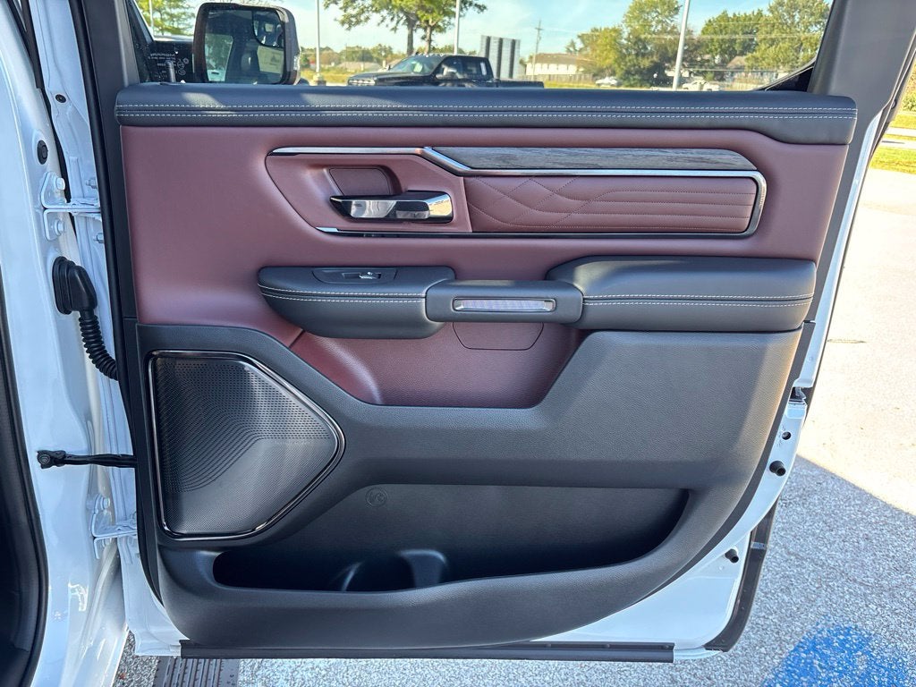 2027 RAM Ram 1500 RAM 1500 LIMITED CREW CAB 4X4 5'7' BOX