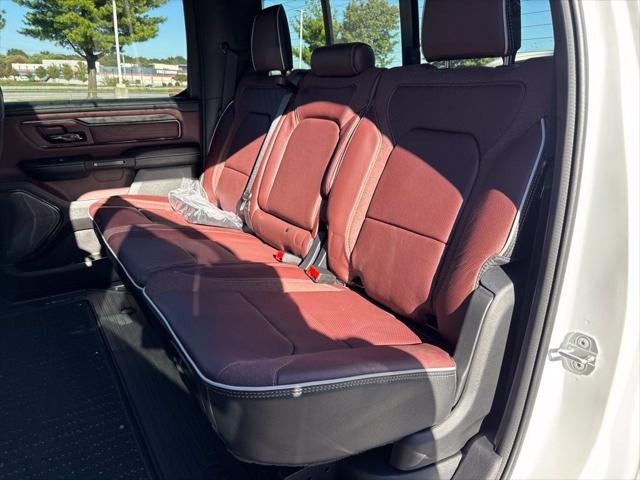2027 RAM Ram 1500 RAM 1500 LIMITED CREW CAB 4X4 5'7' BOX