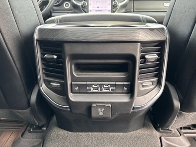 2024 RAM 1500 Laramie Crew Cab 4x4 5'7' Box